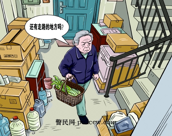 小区楼道杂物堆积顽疾何解 专家:疏堵结合打通楼道治理长效链条