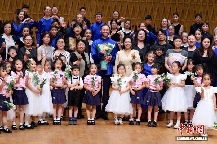 专访古凡“掌门人”:“轻、快、灵”走出民营乐团“破圈”之路